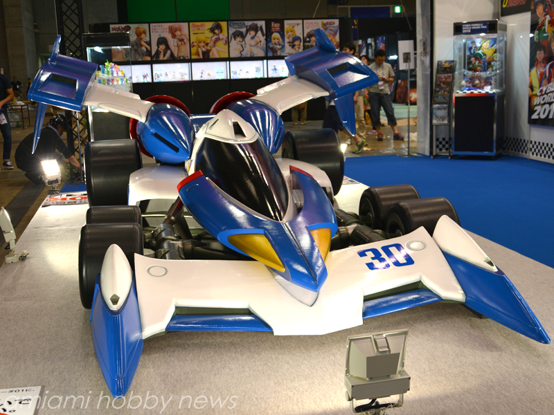 新世紀gpxサイバーフォーミュラ 実物大スーパーアスラーダがwf15夏会場で展示 Sugo自転車 サイクルジャージも