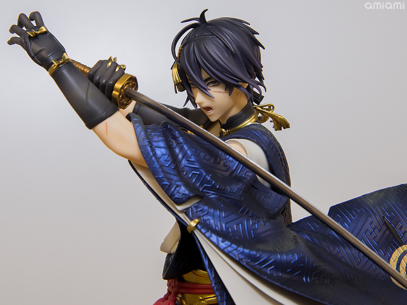 大人気定番商品 刀剣乱舞-ONLINE- フィギュア 1/8 真剣必殺Ver. 三日月