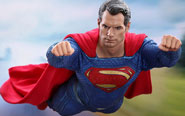 【トピックス】『ジャスティス・リーグ』全人​類待望の復活を果たした「スーパーマン」がフィギュアとなって登場！