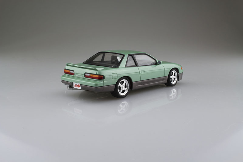 トピックス 頭文字 イニシャル D Ae85 レビンとs13 シルビアが 1 24スケールプラモデルで登場