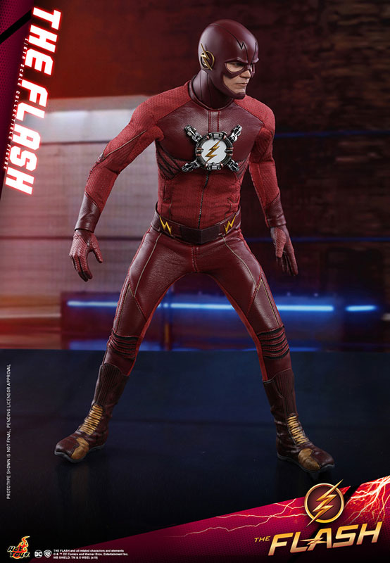 トピックス】TVドラマ『THE FLASH/フラッシュ』より、真紅のスピードスター「フラッシュ」が1/6スケールでフィギュア化！