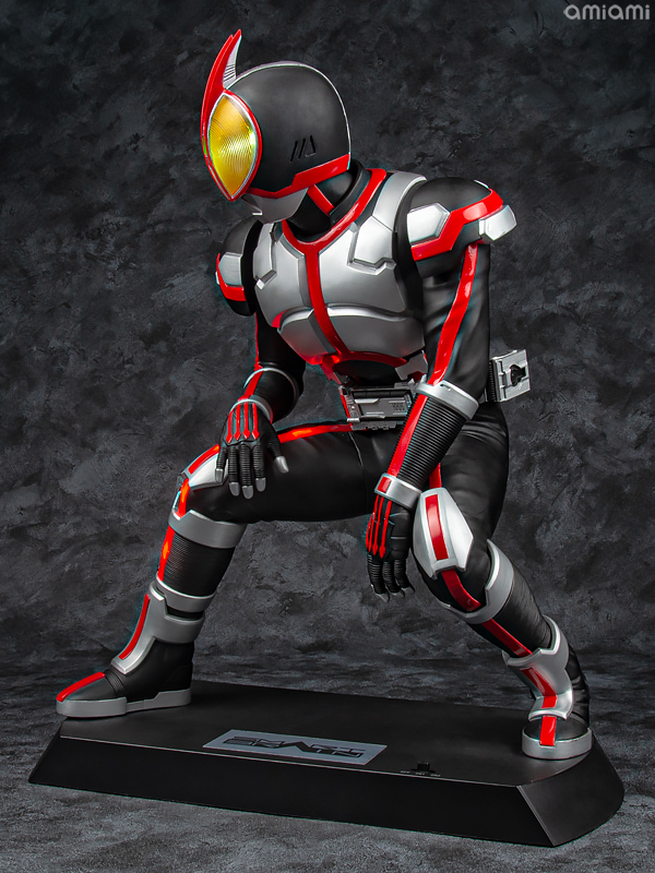 輸送箱 未開封】 MegaHouse Ultimate Article 仮面ライダー 555 ...