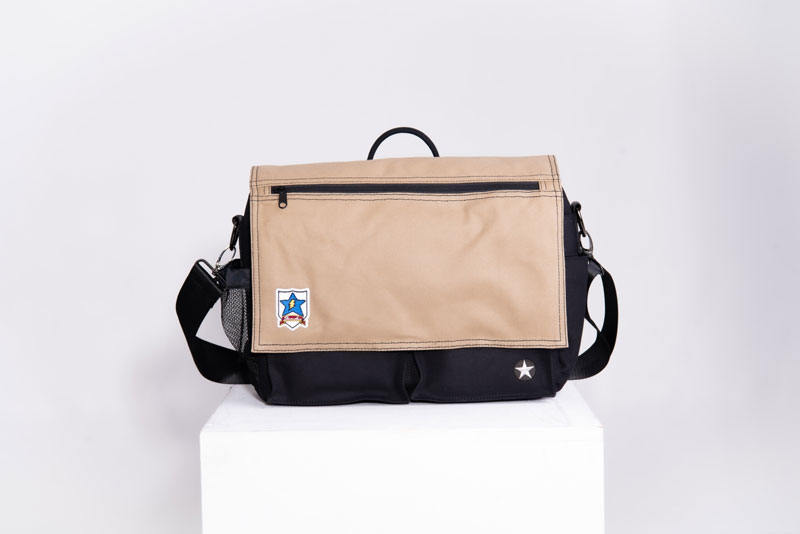 Amazon.co.jp: ガルパンツァー3WAYバッグ TYPE:継続高校【グッズ