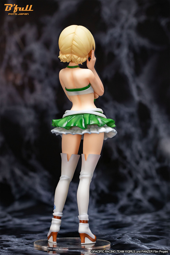 ガールズ&パンツァー×PACIFIC ダージリン 1/8 完成品 フィギュア ガールズ＆パンツァー × PACIFIC 「ダージリン」 完成品フィギュア