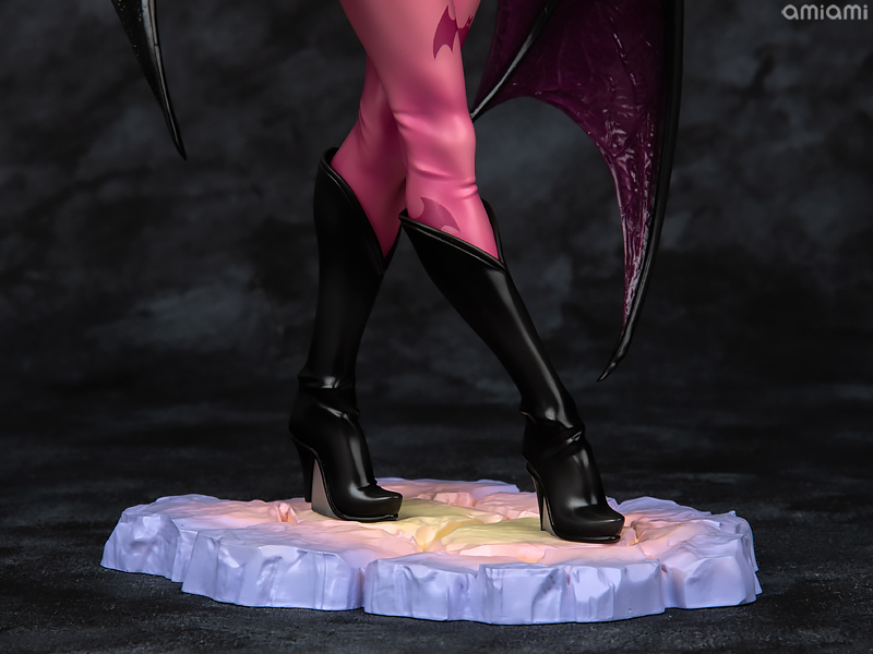 ヴァンパイア/DARKSTALKERS』ヴァンパイア美少女 モリガン 1/7 完成品 