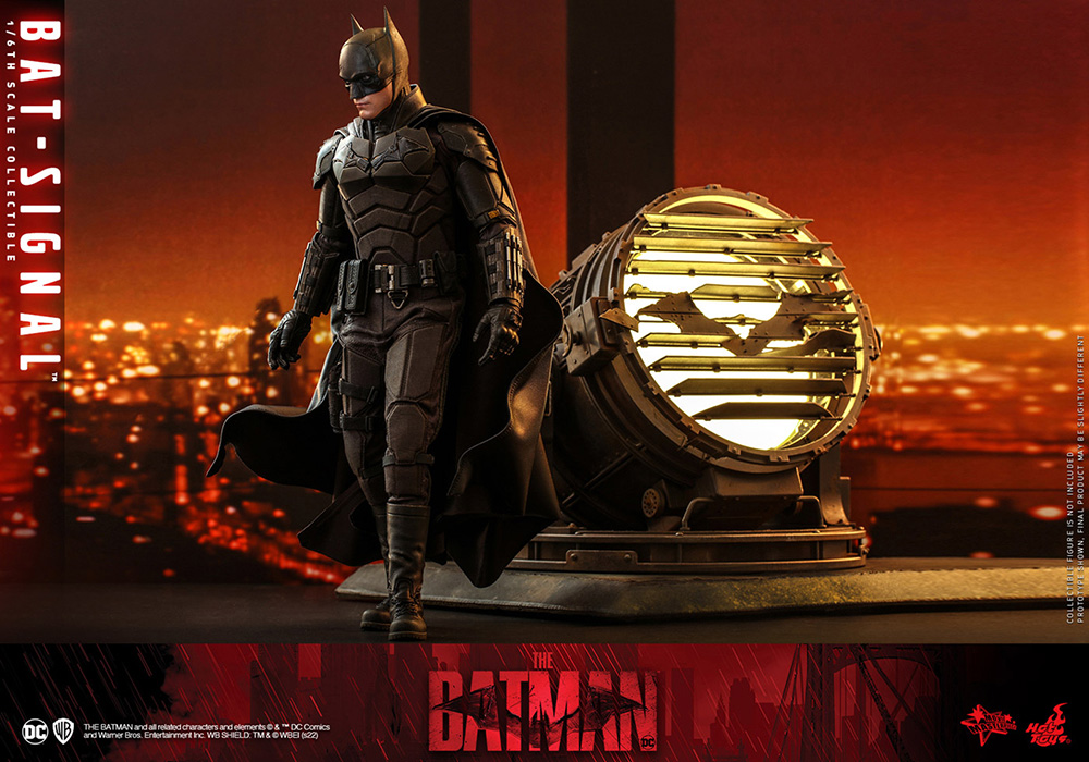 映画『THE BATMAN－ザ・バットマン－』より、バットマンとバット