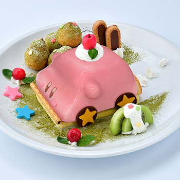 『星のカービィ ディスカバリー』の「くるまほおばりケーキ」が、現実のメニューになって「Kirby Café (カービィカフェ)」に登場！