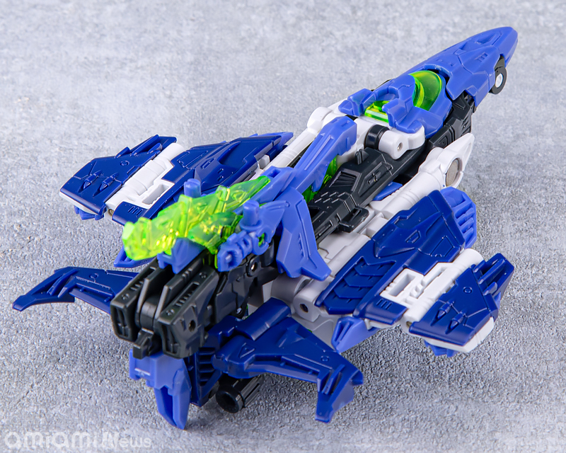 雷鳥工房×52TOYSの新シリーズ「BEASTDRIVE」はフレームと外装の