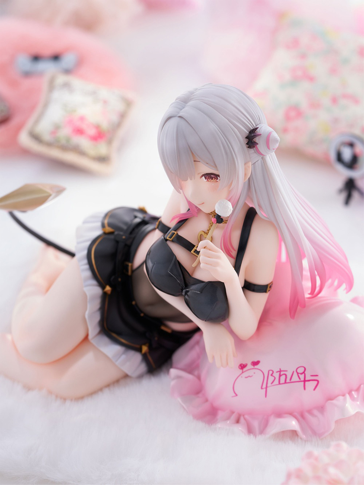 周防パトラ」が本人監修のもと、ゲーミング服姿で1/6スケール