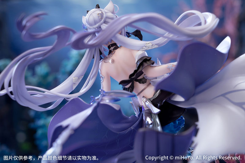 アクションゲーム『崩壊3rd』より、ダークカラーのストリングビキニに
