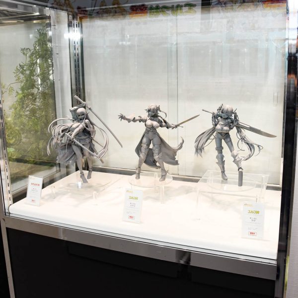 Elf Village Festival in AmiAmi's Akihabara Radio Kaikan Store
