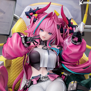 『アークナイツ：エンドフィールド』より、「イヴォンヌ」が幾重にも重なるディスプレイに囲まれた姿で立体化！