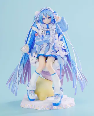 雪ミク スカイタウン」オープン10周年を記念して、イラストレーターの