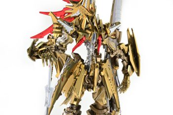 ファイブスター物語』より、主役ロボット「帝騎マグナパレス ザ